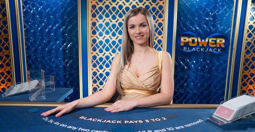 play-power-blackjack-from-evolution